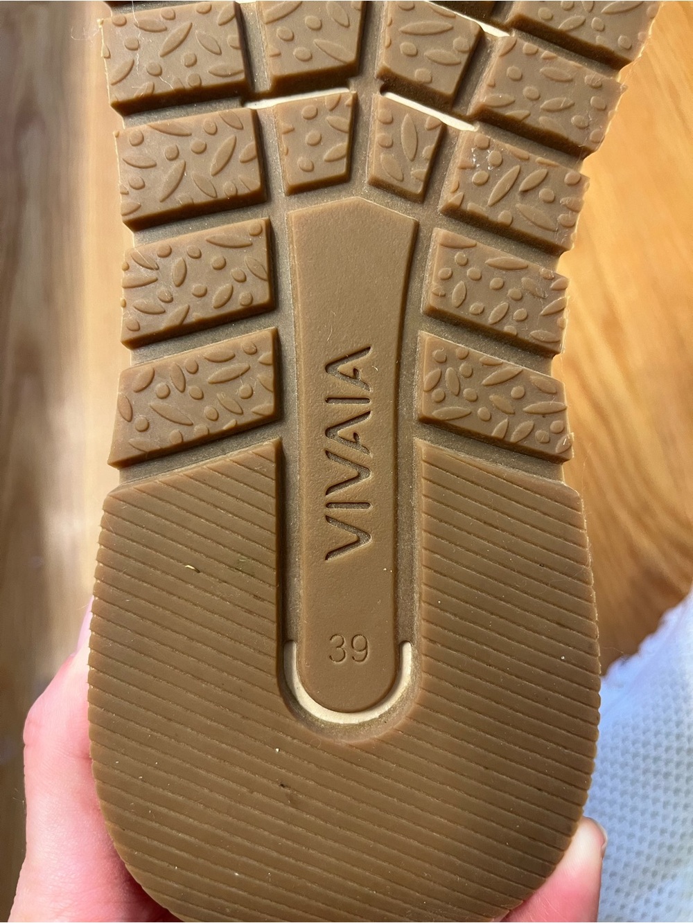 Vivaia Allday Women’s Lightweight Knit Sneakers - Cream - Picture 7 of 7